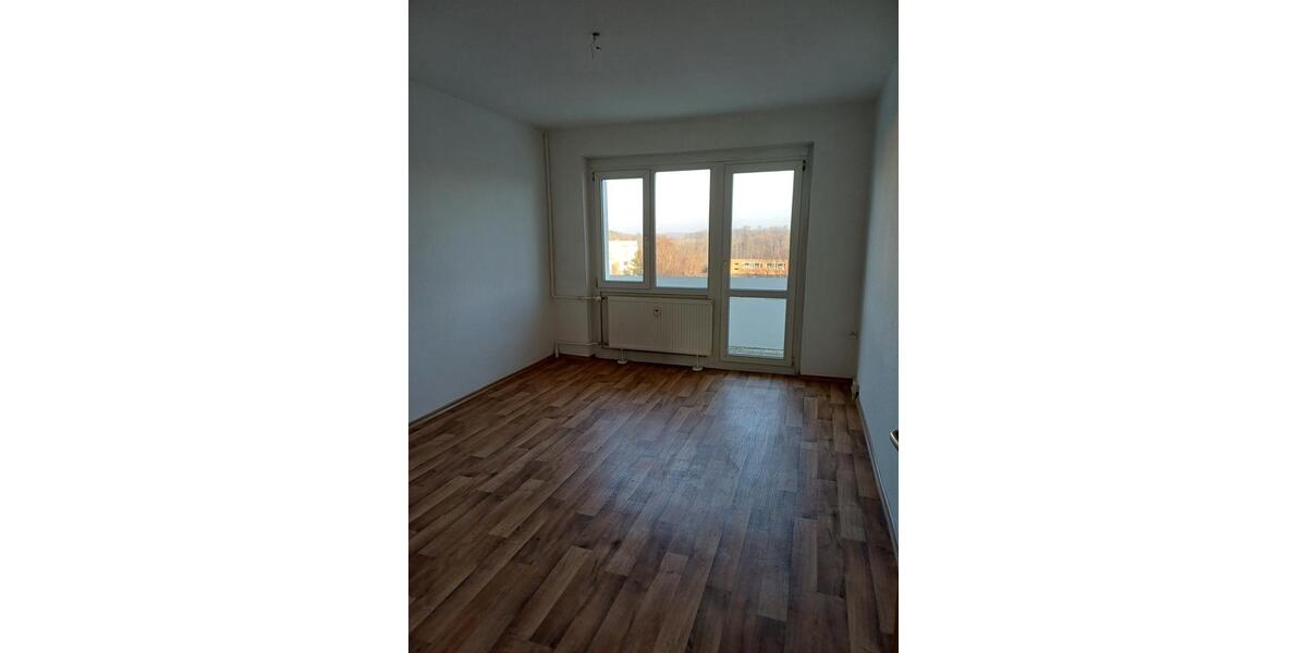 Etagenwohnung Bad Lobenstein - 3 Zimmer, 59 m&sup2;, 352&euro; | Angebot:26286219
