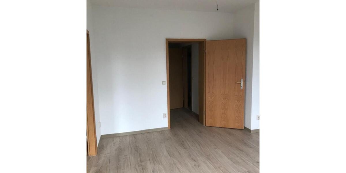 Etagenwohnung Plauen Altstadt - 2 Zimmer, 45 m&sup2;, 230&euro; | Angebot:23544151