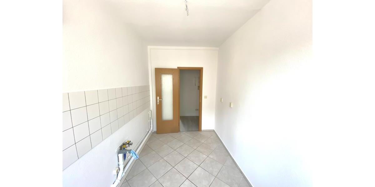 Etagenwohnung Plauen - 2 Zimmer, 48 m&sup2;, 280&euro; | Angebot:25080856