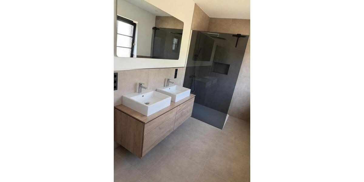 Bungalow Naila - 5 Zimmer, 225 m&sup2;, 390.000&euro; | Angebot:27130733