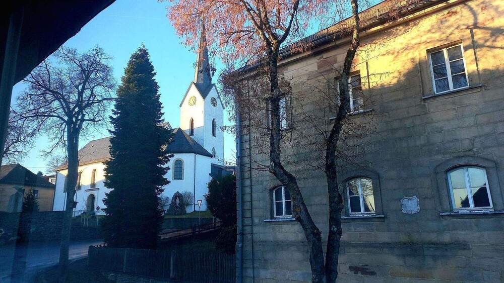 Bauernhaus, Landhaus Nordhalben - 4 Zimmer, 105 m&sup2;, 45.000&euro; | Angebot:25906558