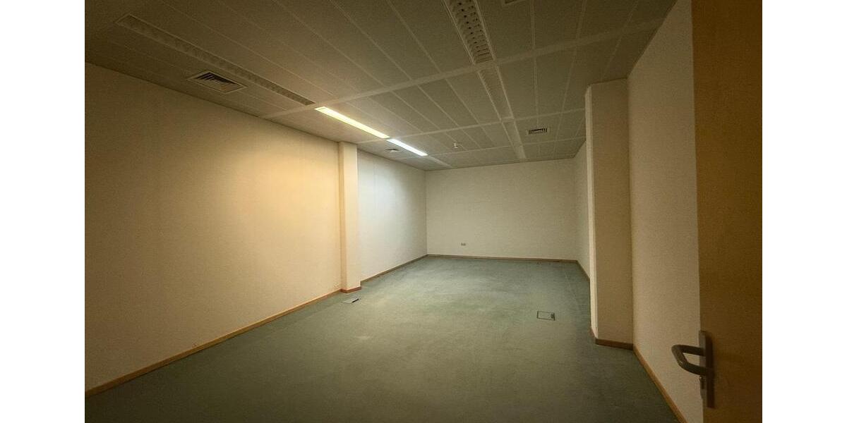 Gewerbeobjekt Selb - 4.125&euro; | Angebot:18262768