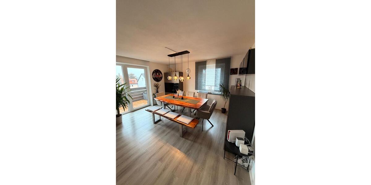 Etagenwohnung Selb - 3 Zimmer, 110 m&sup2;, 180.000&euro; | Angebot:25856545