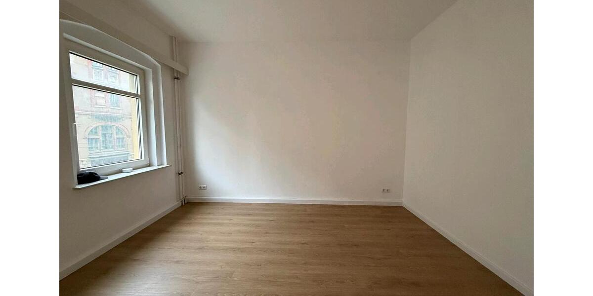 Etagenwohnung Plauen - 2 Zimmer, 68 m&sup2;, 408&euro; | Angebot:25572182