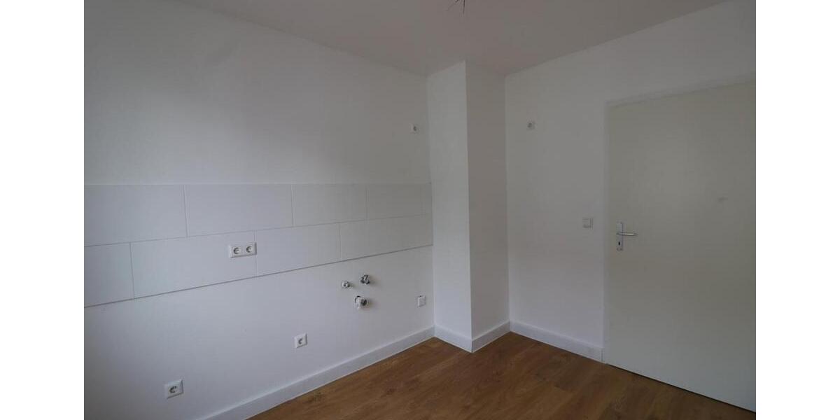 Etagenwohnung Plauen - 2 Zimmer, 50 m&sup2;, 300&euro; | Angebot:25853171
