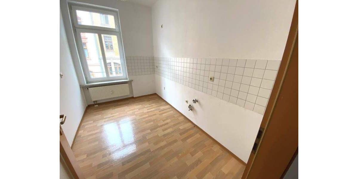 Etagenwohnung Plauen Hammervorstadt - 2 Zimmer, 61 m&sup2;, 280&euro; | Angebot:25691960