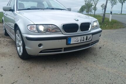 BMW 330 85.000 km 15.000 &euro; Döhlau 95182