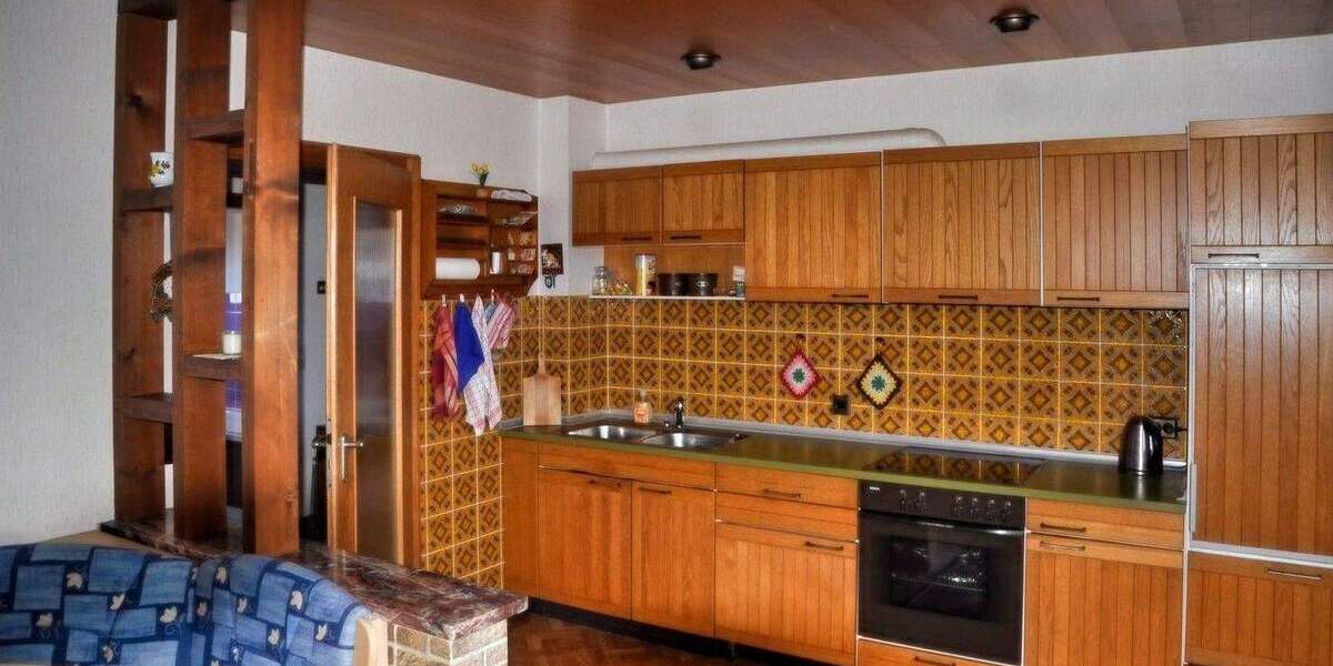 Mehrfamilienhaus, Wohnhaus Selb Plößberg - 7 Zimmer, 172 m&sup2;, 335.000&euro; | Angebot:25821886