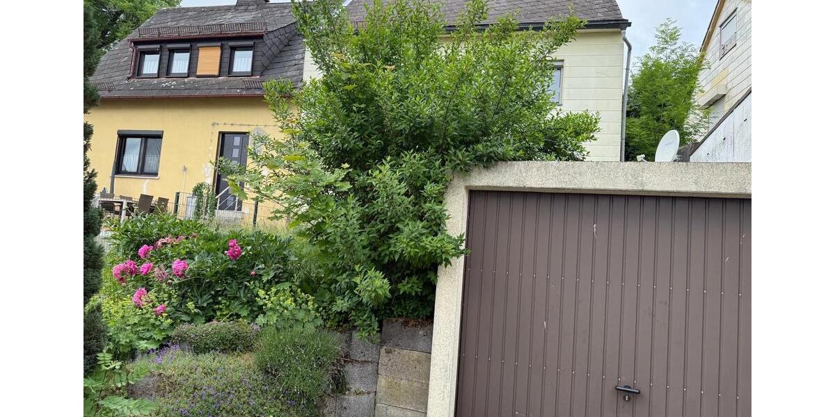 Doppelhaushälfte Naila - 4 Zimmer, 75 m&sup2;, 69.000&euro; | Angebot:26979838