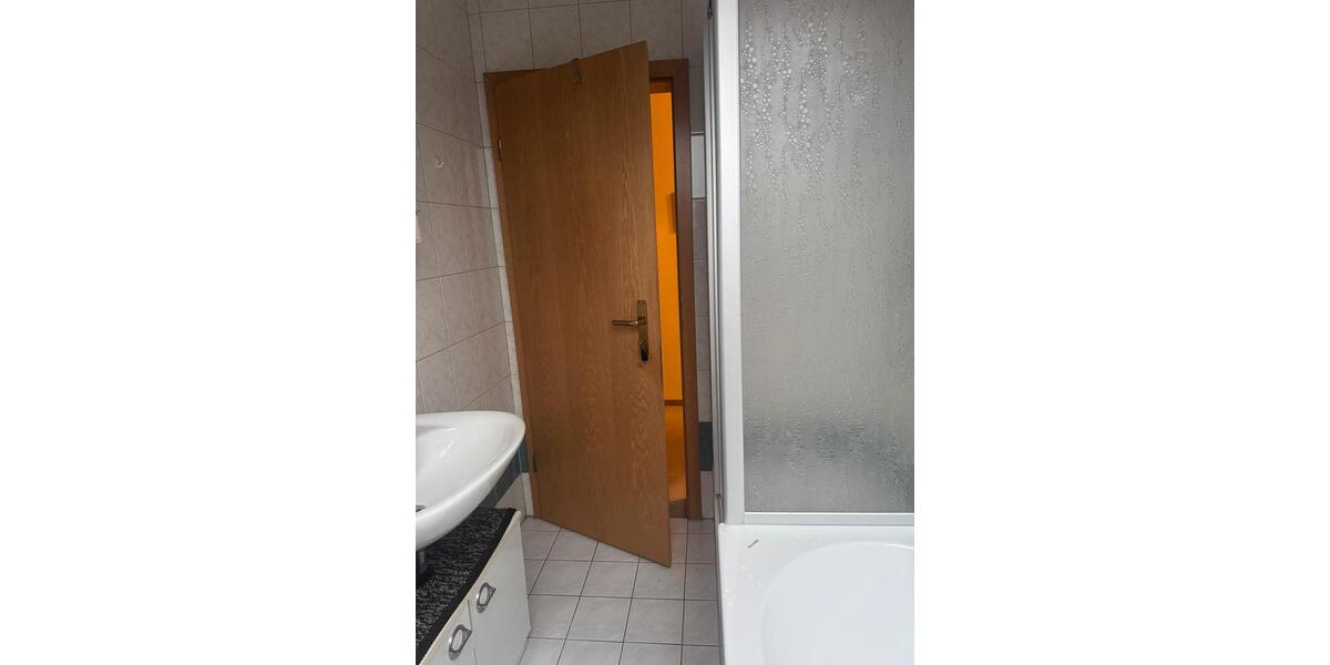 Dachgeschoßwohnung Issigau - 3 Zimmer, 95 m&sup2;, 650&euro; | Angebot:25935704