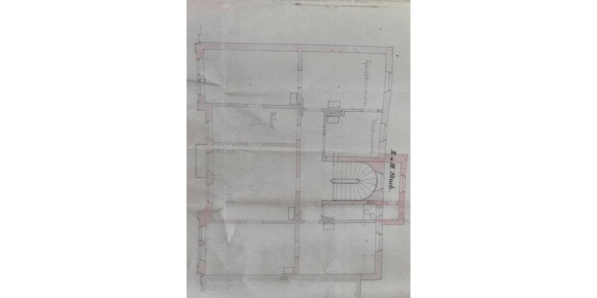 Etagenwohnung Hof Altstadt - 5 Zimmer, 130 m&sup2;, 1.100&euro; | Angebot:26288312