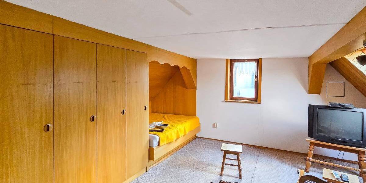 Einfamilienhaus Bad Lobenstein Saaldorf - 8 Zimmer, 180 m&sup2;, 129.900&euro; | Angebot:26391563