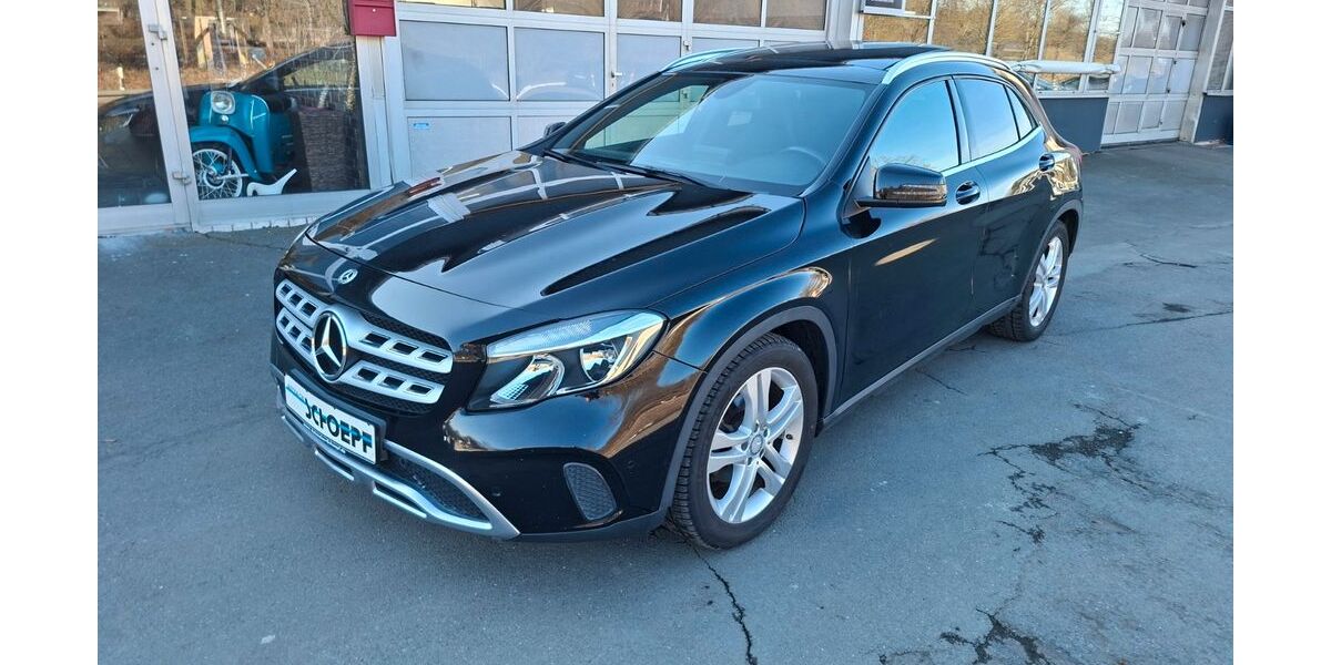 Mercedes-Benz GLA 200 162.000 km 13.890 &euro; Naila 95119