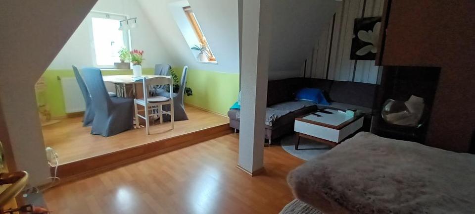 Dachgeschoßwohnung Plauen - 4 Zimmer, 87 m&sup2;, 480&euro; | Angebot:25144296
