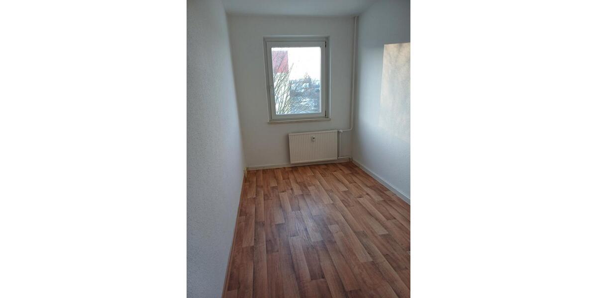 Etagenwohnung Bad Lobenstein - 3 Zimmer, 59 m&sup2;, 352&euro; | Angebot:26286219