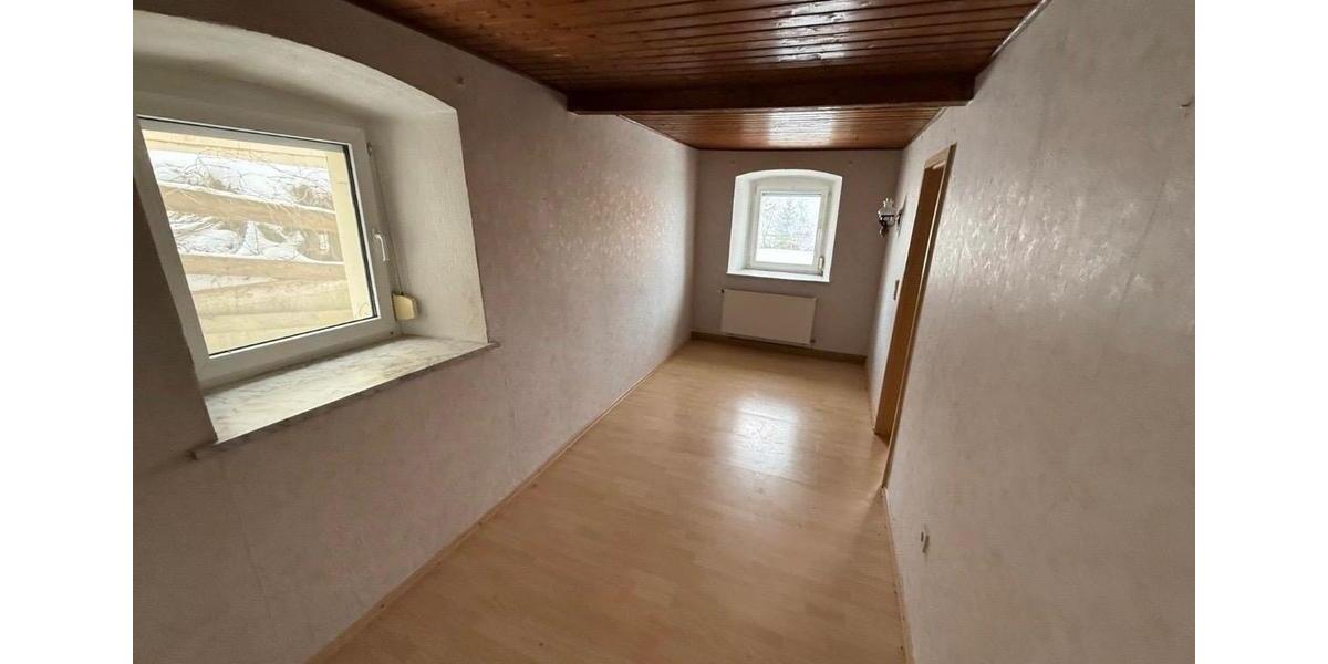 Doppelhaushälfte Naila - 4 Zimmer, 75 m&sup2;, 69.000&euro; | Angebot:26979838