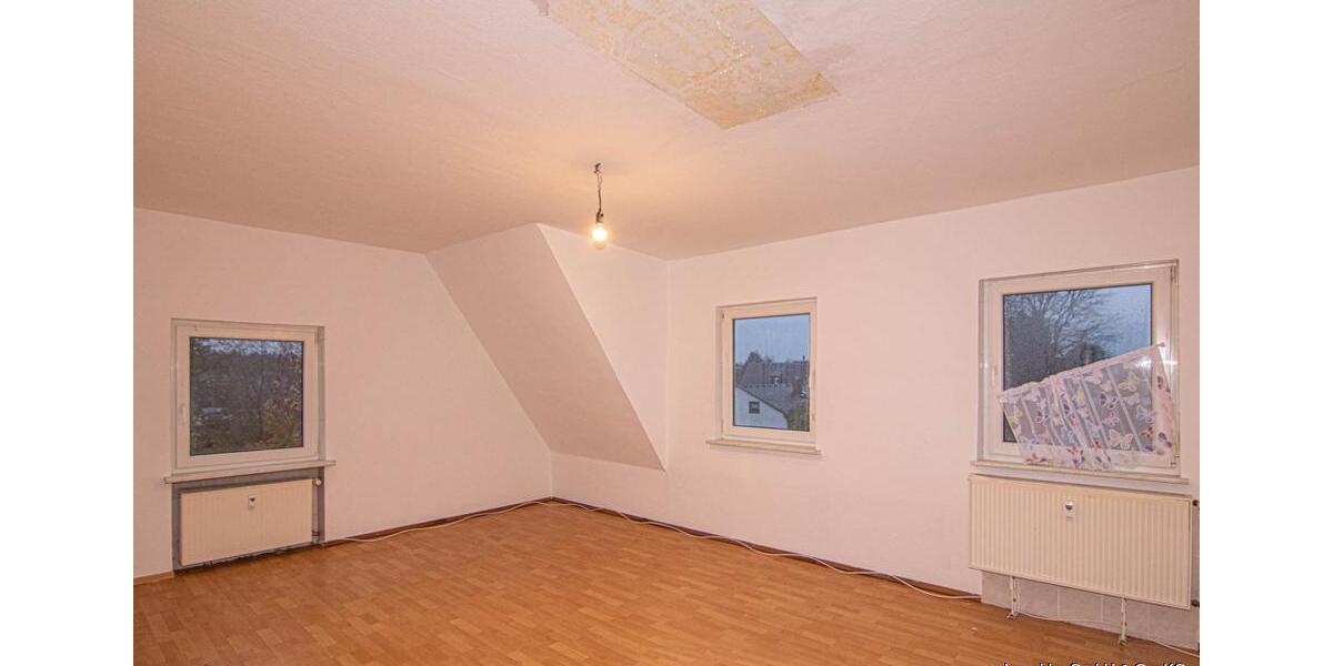 Etagenwohnung Selb - 5 Zimmer, 117 m&sup2;, 1.090&euro; | Angebot:23632243