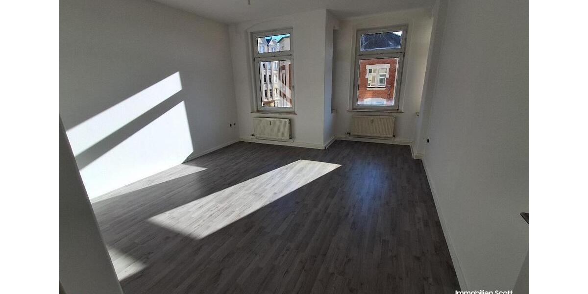 Etagenwohnung Plauen Bahnhofsvorstadt - 2.5 Zimmer, 81 m&sup2;, 360&euro; | Angebot:25710536