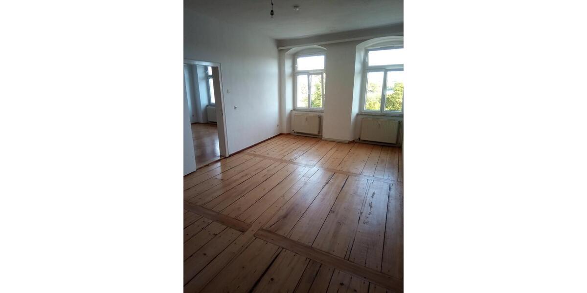 Etagenwohnung Hof Altstadt - 3 Zimmer, 108 m&sup2;, 650&euro; | Angebot:26284475