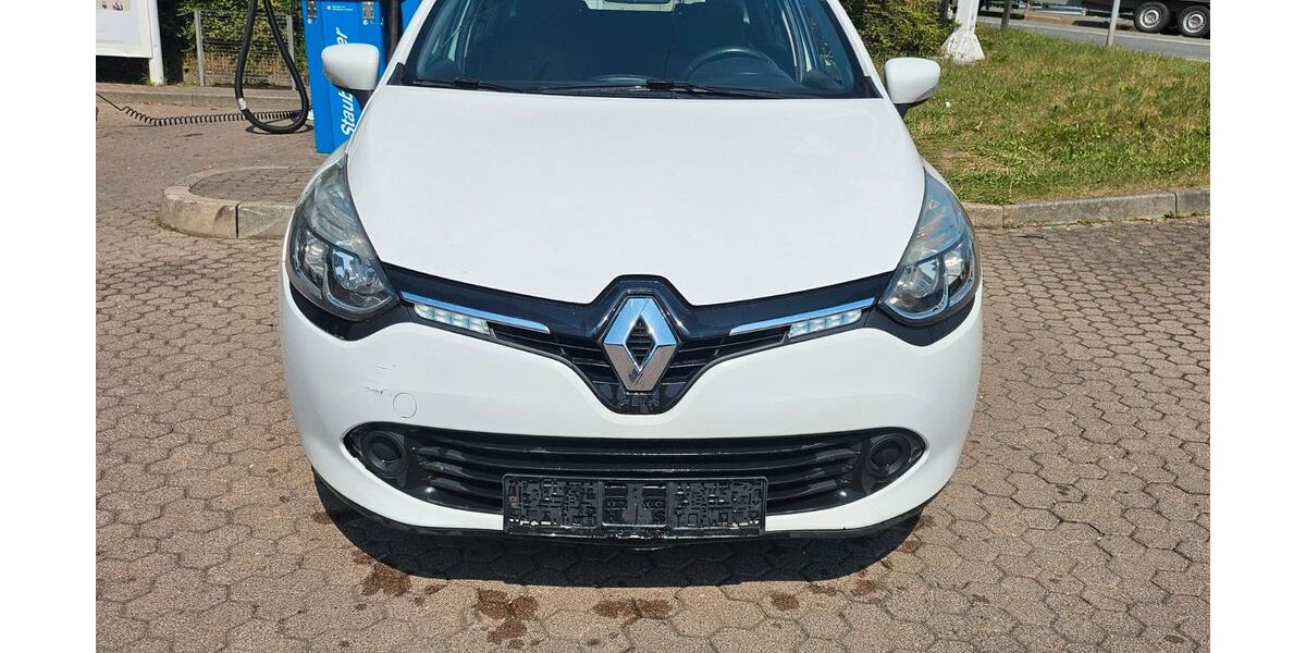 Renault Clio 140.000 km 5.999 &euro; Plauen 08527