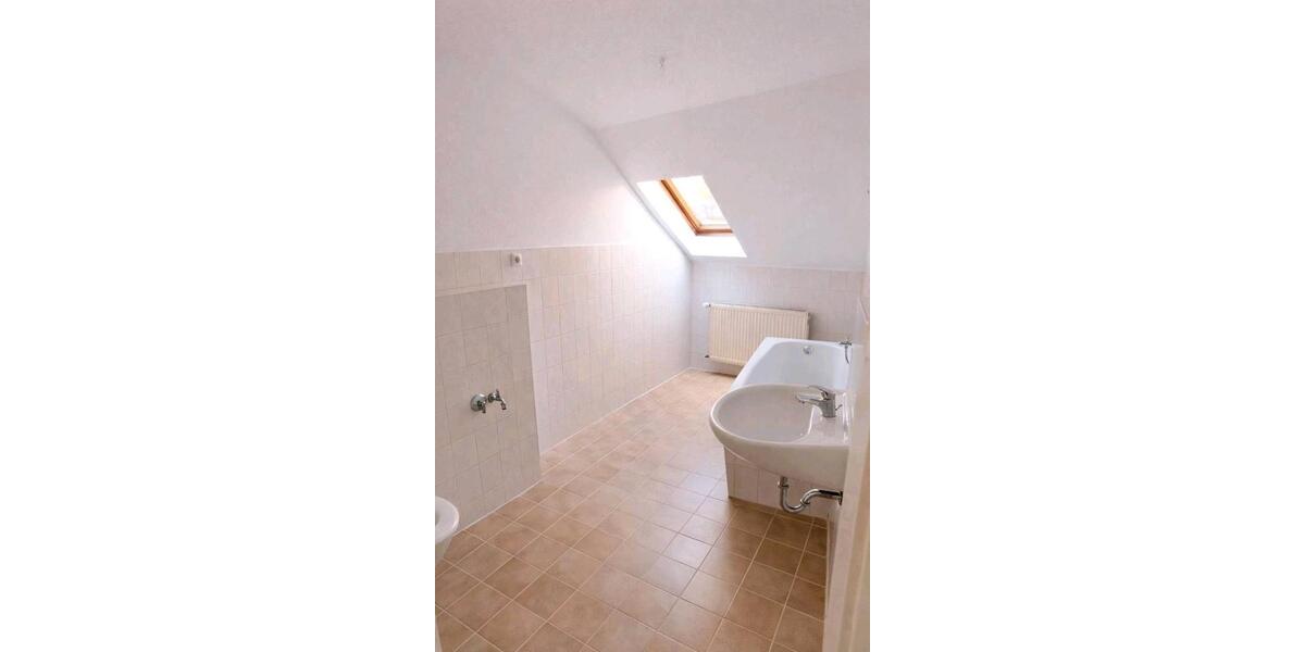 Etagenwohnung Adorf/Vogtland Vogtland - 2 Zimmer, 61 m&sup2;, 34.570&euro; | Angebot:26059027