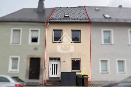 Haus Bad Weißenstadt Weißenstadt - 4 Zimmer, 133 m&sup2;, 119.000&euro; | Angebot:25725921