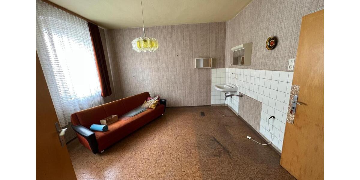 Mehrfamilienhaus, Wohnhaus Rehau - 10 Zimmer, 160 m&sup2;, 110.000&euro; | Angebot:26227229