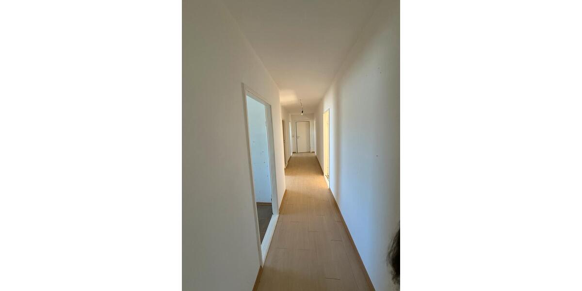 Etagenwohnung Hof Altstadt - 4 Zimmer, 100 m&sup2;, 800&euro; | Angebot:24361798
