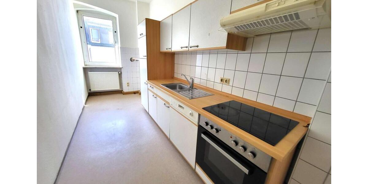 Etagenwohnung Hof Altstadt - 3 Zimmer, 110 m&sup2;, 695&euro; | Angebot:26338552