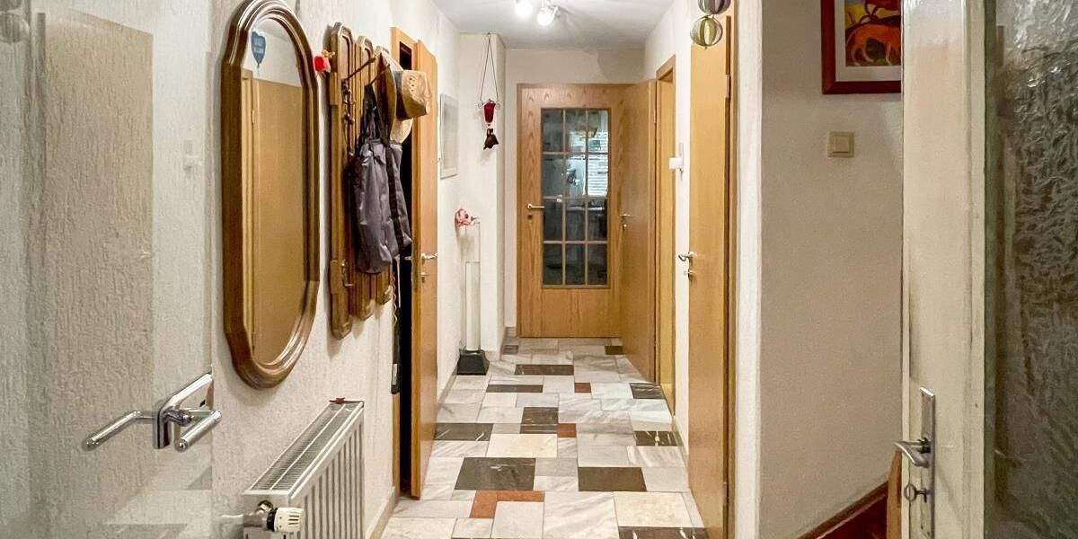 Einfamilienhaus Rosenthal am Rennsteig - 1 Zimmer, 158 m&sup2;, 179.900&euro; | Angebot:25700903