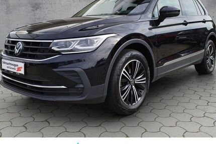 VW Tiguan 82.900 km 27.980 &euro; Plauen 08527