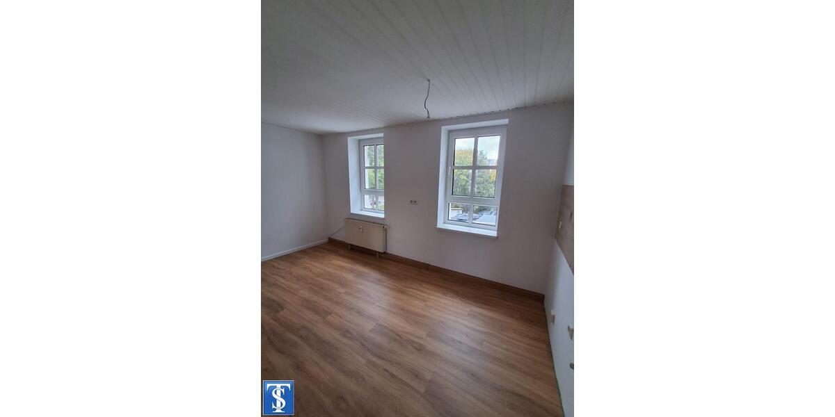 Etagenwohnung Plauen Altstadt - 3 Zimmer, 81 m&sup2;, 370&euro; | Angebot:24571773