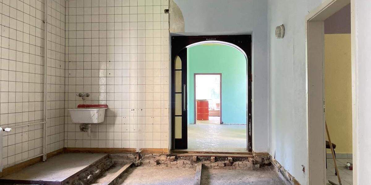 Einfamilienhaus Hirschberg - 1 Zimmer, 735 m&sup2;, 150.000&euro; | Angebot:25700879