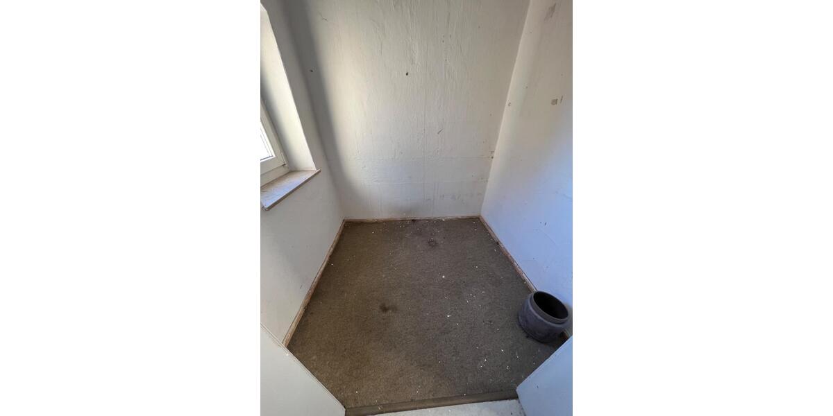 Etagenwohnung Plauen Altstadt - 2 Zimmer, 44 m&sup2;, 260&euro; | Angebot:25219444