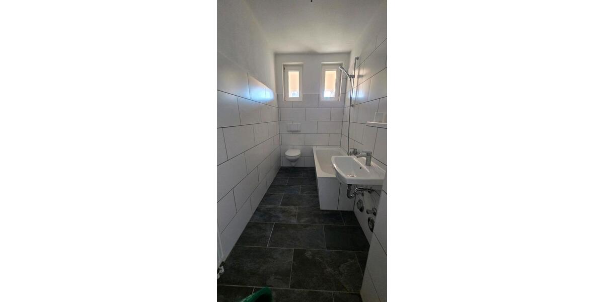 Etagenwohnung Plauen Alt Chrieschwitz - 3.5 Zimmer, 70 m&sup2;, 600&euro; | Angebot:25267378