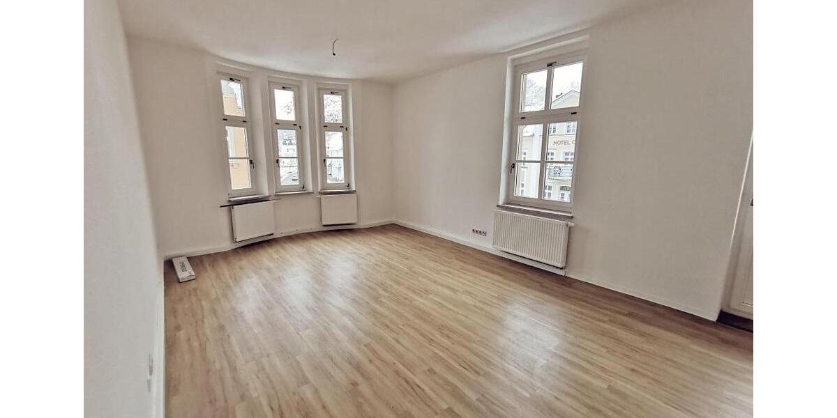 Etagenwohnung Bad Elster - 3 Zimmer, 90 m&sup2;, 675&euro; | Angebot:13775792