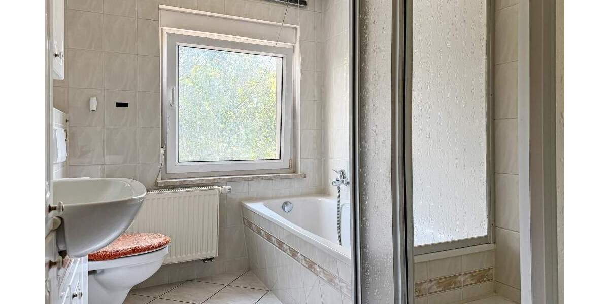 Einfamilienhaus Rosenthal am Rennsteig - 8 Zimmer, 144 m&sup2;, 69.900&euro; | Angebot:25742923