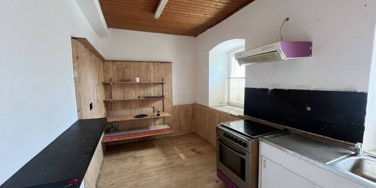 Einfamilienhaus Helmbrechts Enchenreuth - 7 Zimmer, 151 m&sup2;, 79.000&euro; | Angebot:26187386