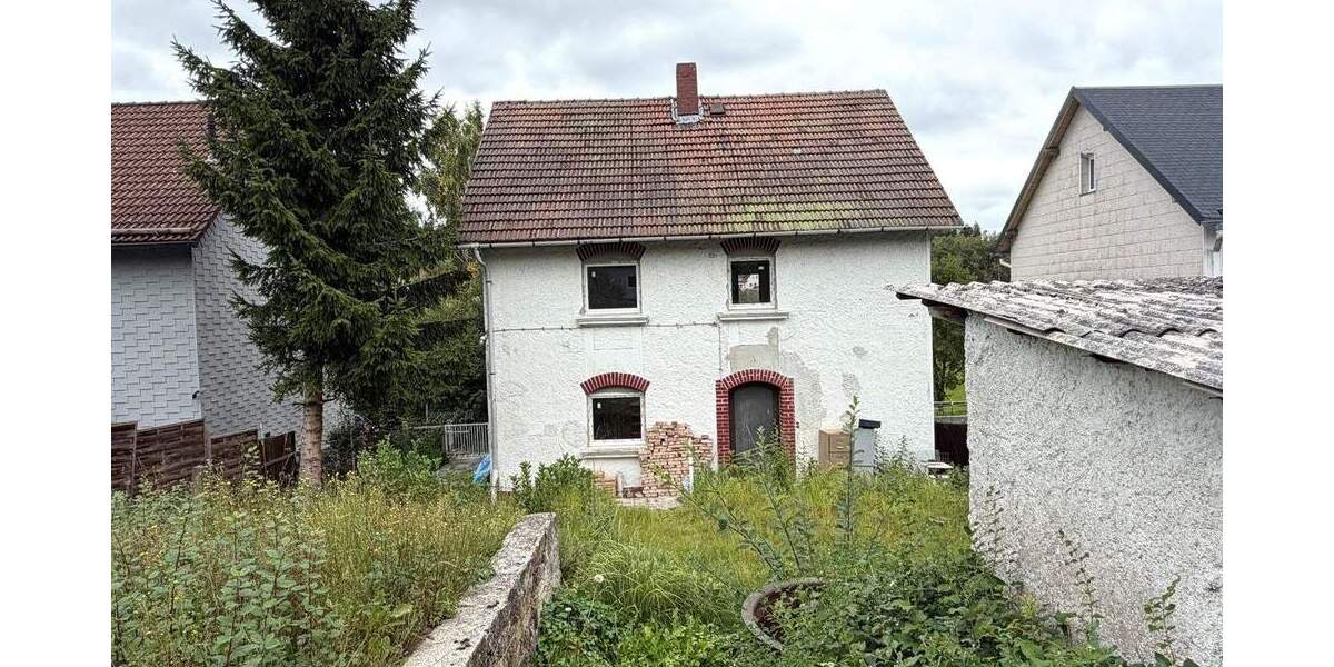 Einfamilienhaus Marktleuthen - 4 Zimmer, 130 m&sup2;, 110.000&euro; | Angebot:25728635