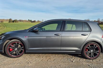 VW Golf 103.000 km 19.900 &euro; Schleiz 07907