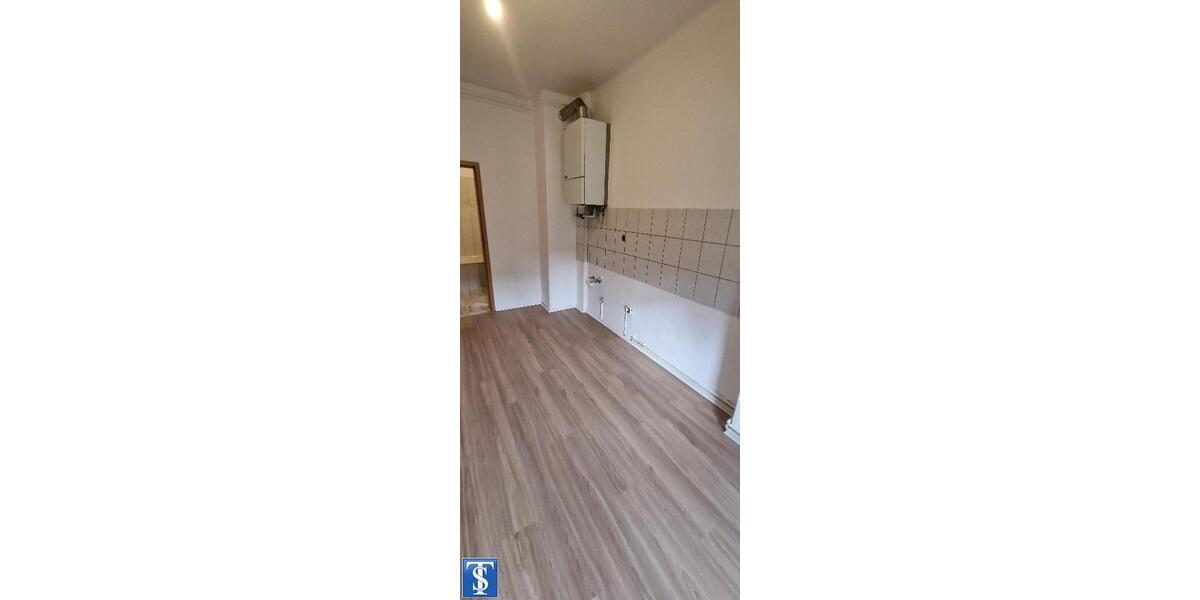 Etagenwohnung Plauen Bahnhofsvorstadt - 3 Zimmer, 85 m&sup2;, 425&euro; | Angebot:23870706