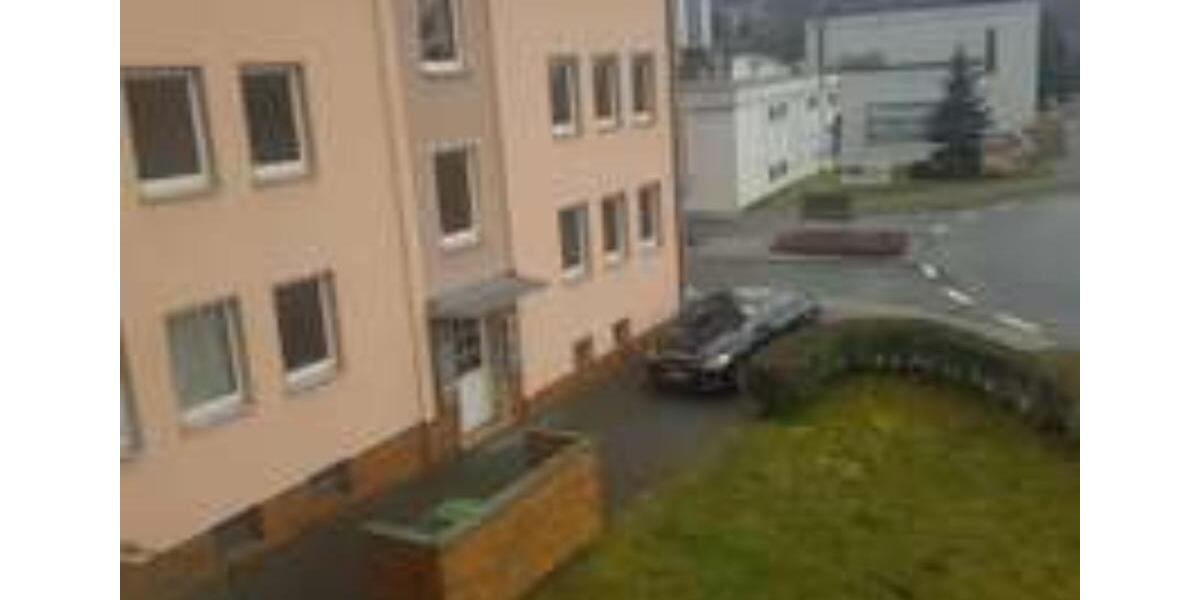 Etagenwohnung Helmbrechts - 2 Zimmer, 43 m&sup2;, 250&euro; | Angebot:25854894