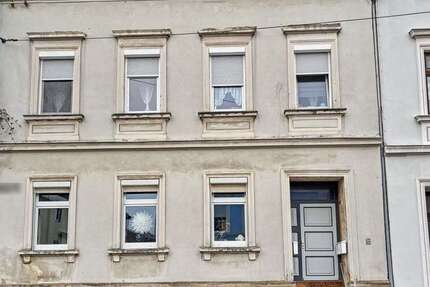 Haus Hof Altstadt - 10 Zimmer, 207 m&sup2;, 140.000&euro; | Angebot:27175569