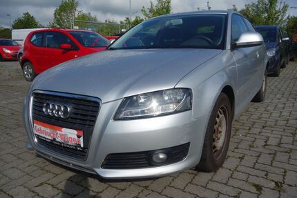 Audi A3 208.000 km 1.950 &euro; Hof 95030