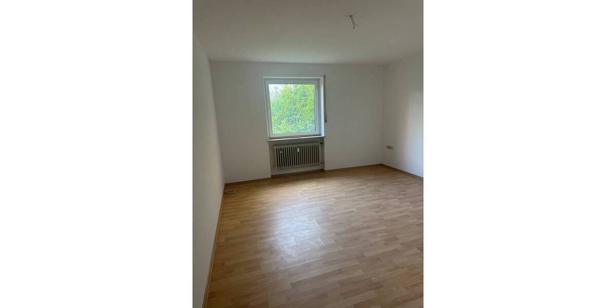 Etagenwohnung Hof Innenstadt - 2 Zimmer, 64 m&sup2;, 120.000&euro; | Angebot:26862994