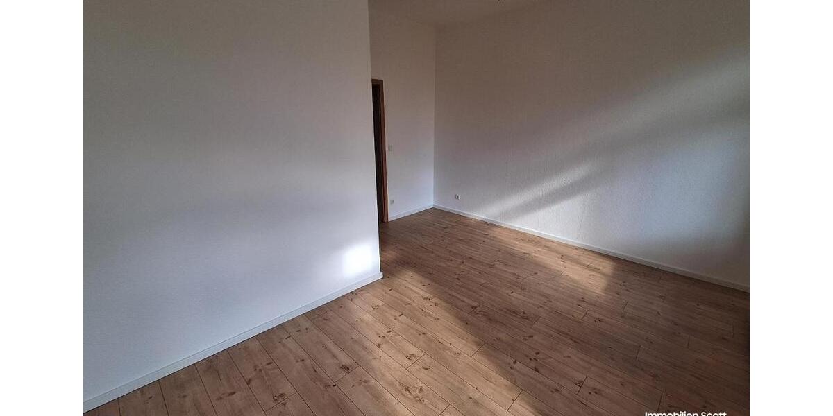 Etagenwohnung Plauen Bahnhofsvorstadt - 2 Zimmer, 57 m&sup2;, 300&euro; | Angebot:23248064