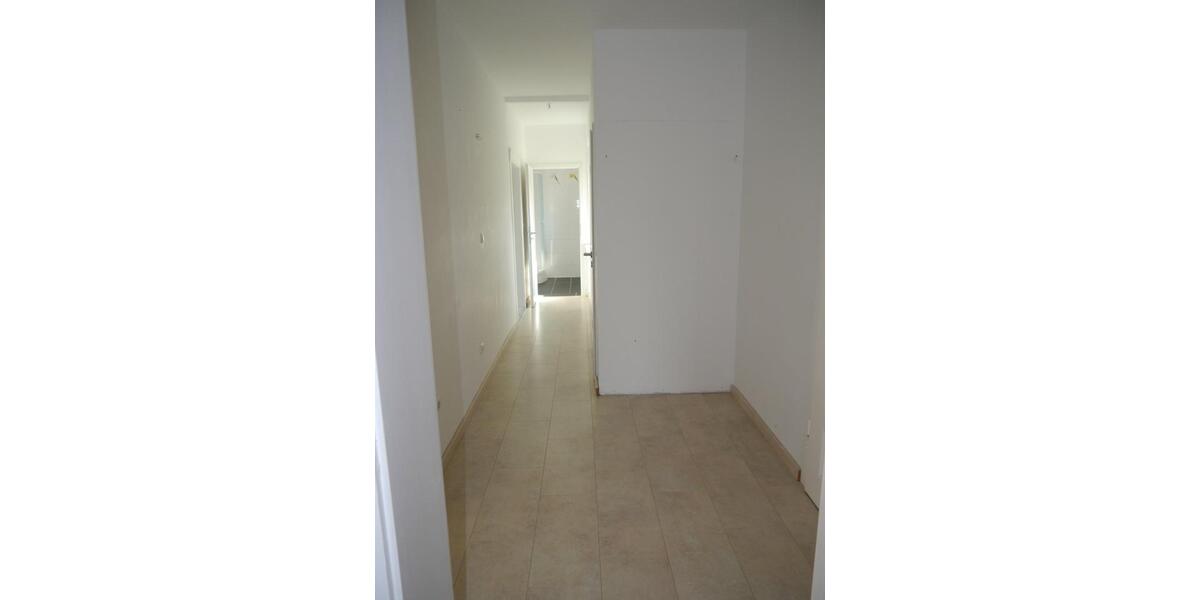 Etagenwohnung Selb - 3 Zimmer, 80 m&sup2;, 460&euro; | Angebot:25945296