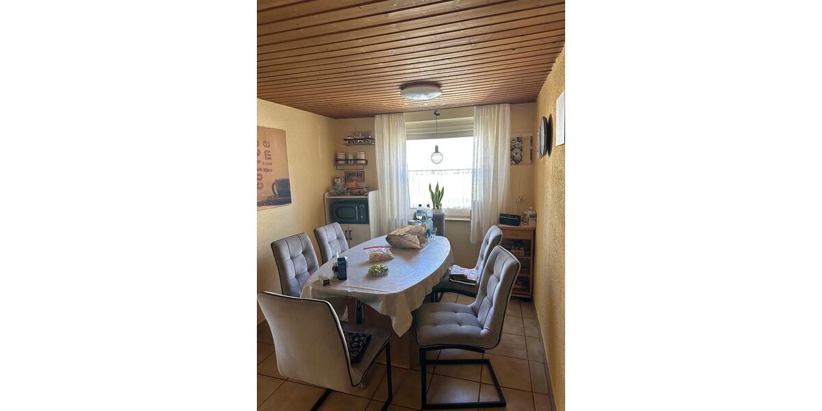 Doppelhaushälfte Hof Neuhof - 8 Zimmer, 160 m&sup2;, 118.000&euro; | Angebot:25614688