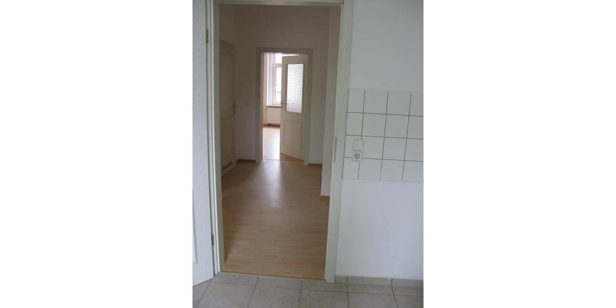 Etagenwohnung Plauen Bahnhofsvorstadt - 2 Zimmer, 48 m&sup2;, 350&euro; | Angebot:15472818