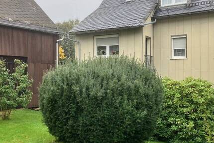 Haus Helmbrechts Wüstenselbitz - 4 Zimmer, 100 m&sup2;, 99.000&euro; | Angebot:25693001